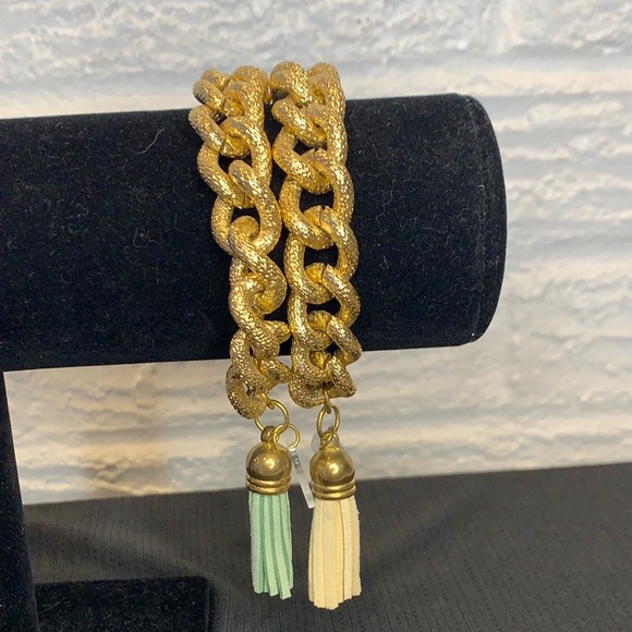 Gold Link Statement bracelets - Picture 2 of 2